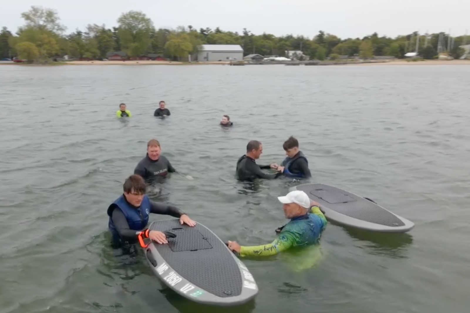 2 board group efoil lesson